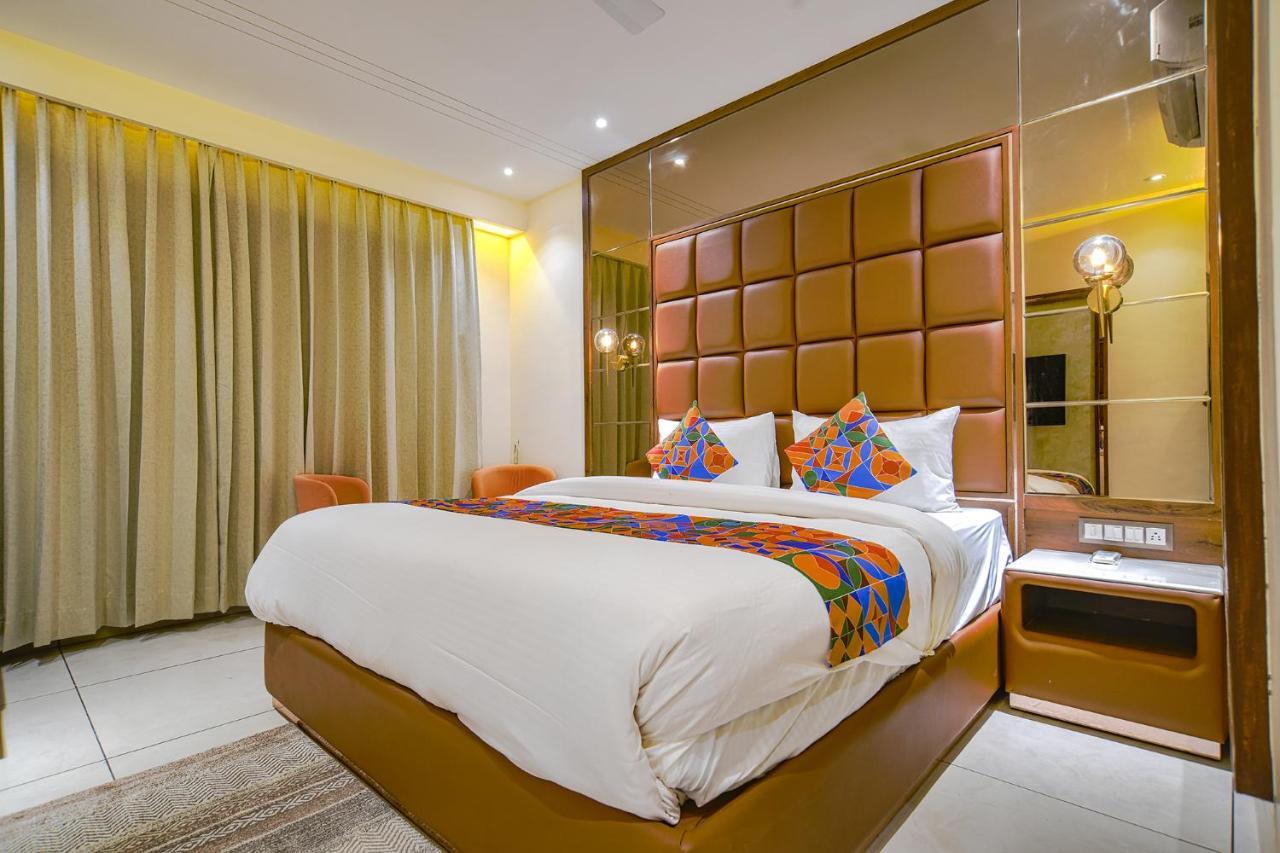 Fabhotel Benchmark Indore Exterior photo